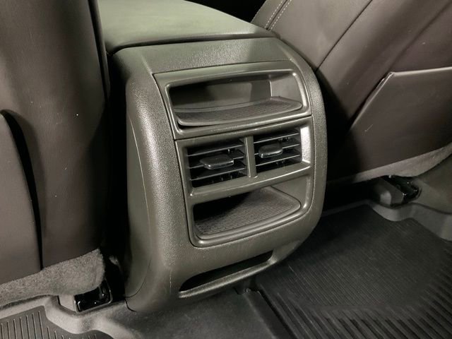 Used 2025 Cadillac XT5 Premium Luxury w/ Technology Package image 22