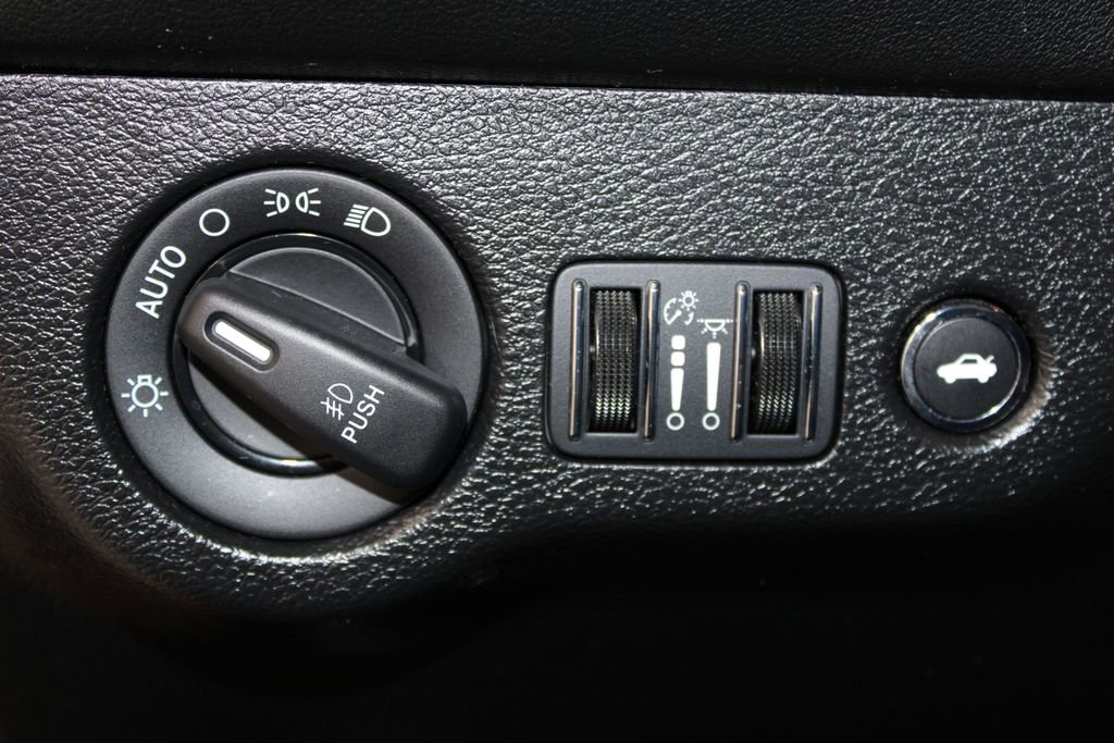 Used 2023 Dodge Challenger GT w/ Plus Package image 41