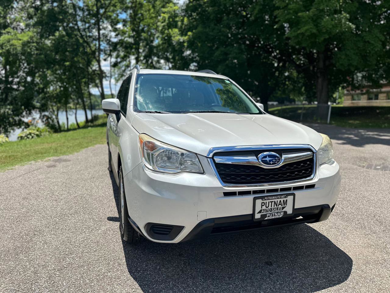 Used 2014 Subaru Forester 2.5i Premium w/ Popular Package #2 AWD/4WD image 12