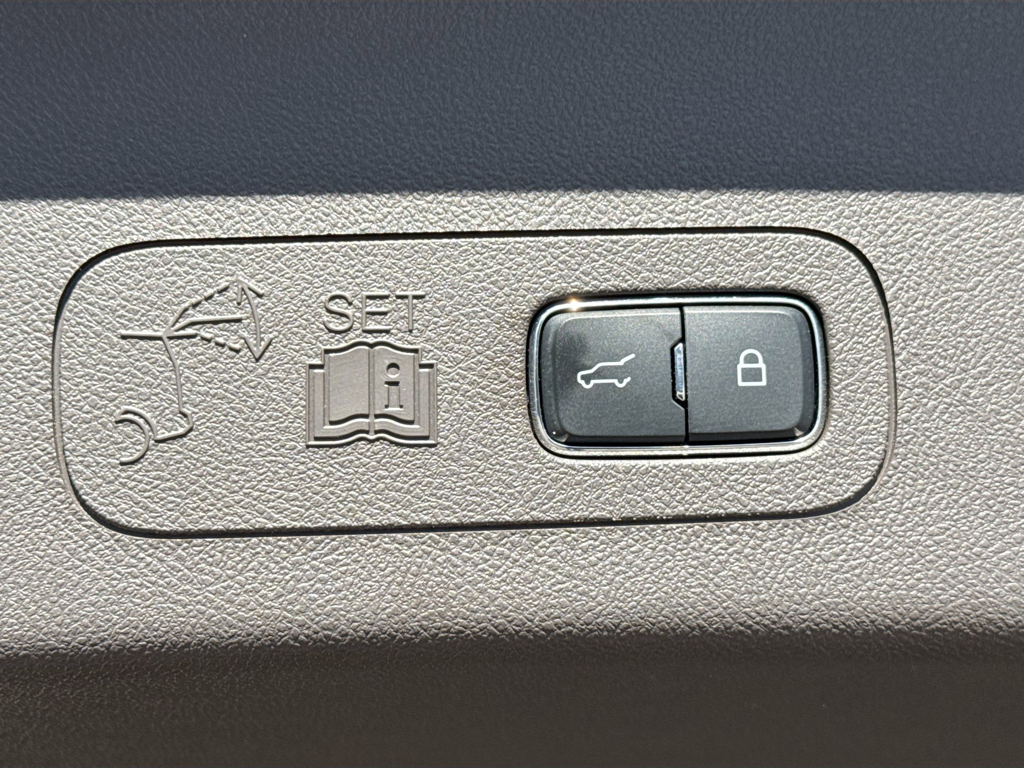 Used 2022 Lincoln Aviator Reserve w/ Elements Package Plus image 14