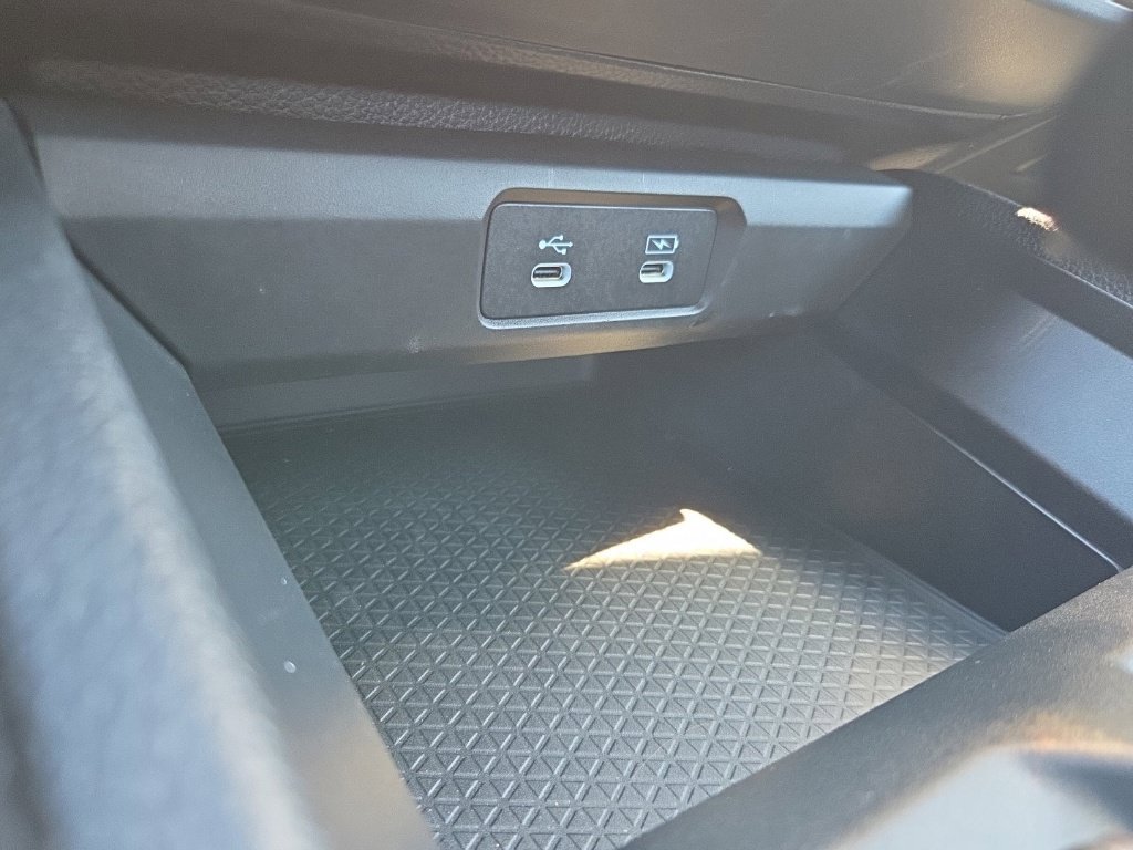 Used 2023 Honda Accord LX image 39