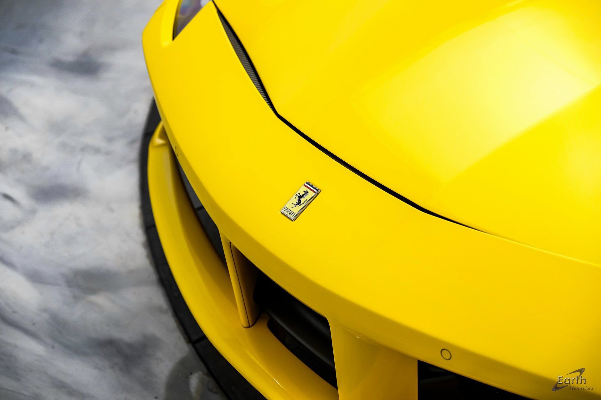 Used 2017 Ferrari 488 Spider image 44