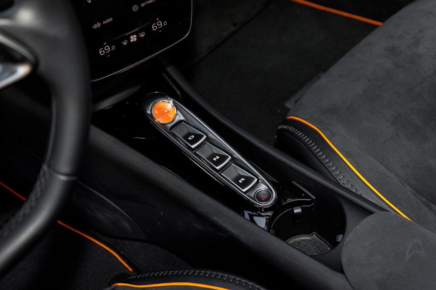 New 2025 McLaren Artura Spider image 43