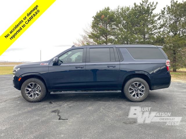 Used 2023 Chevrolet Suburban Z71 w/ Luxury Package image 3