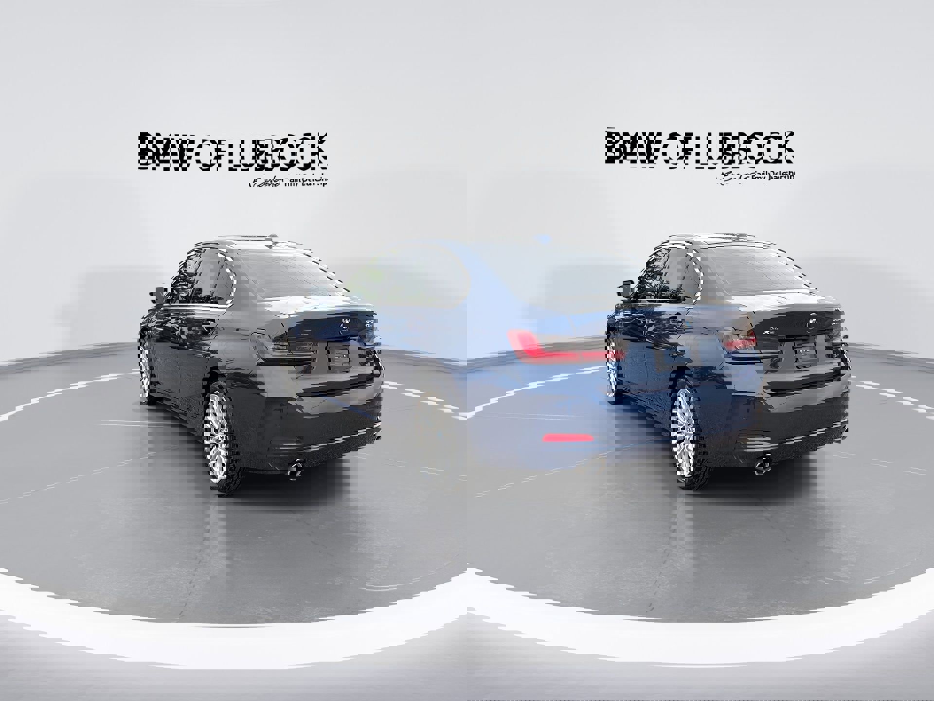 Certified 2024 BMW 330e xDrive w/ Convenience Package AWD/4WD image 6