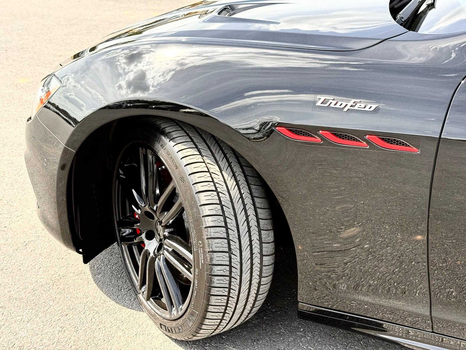 Used 2021 Maserati Ghibli Trofeo image 5