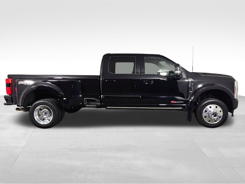 Certified 2025 Ford F450 Platinum w/ FX4 Off-Road Package AWD/4WD image 8