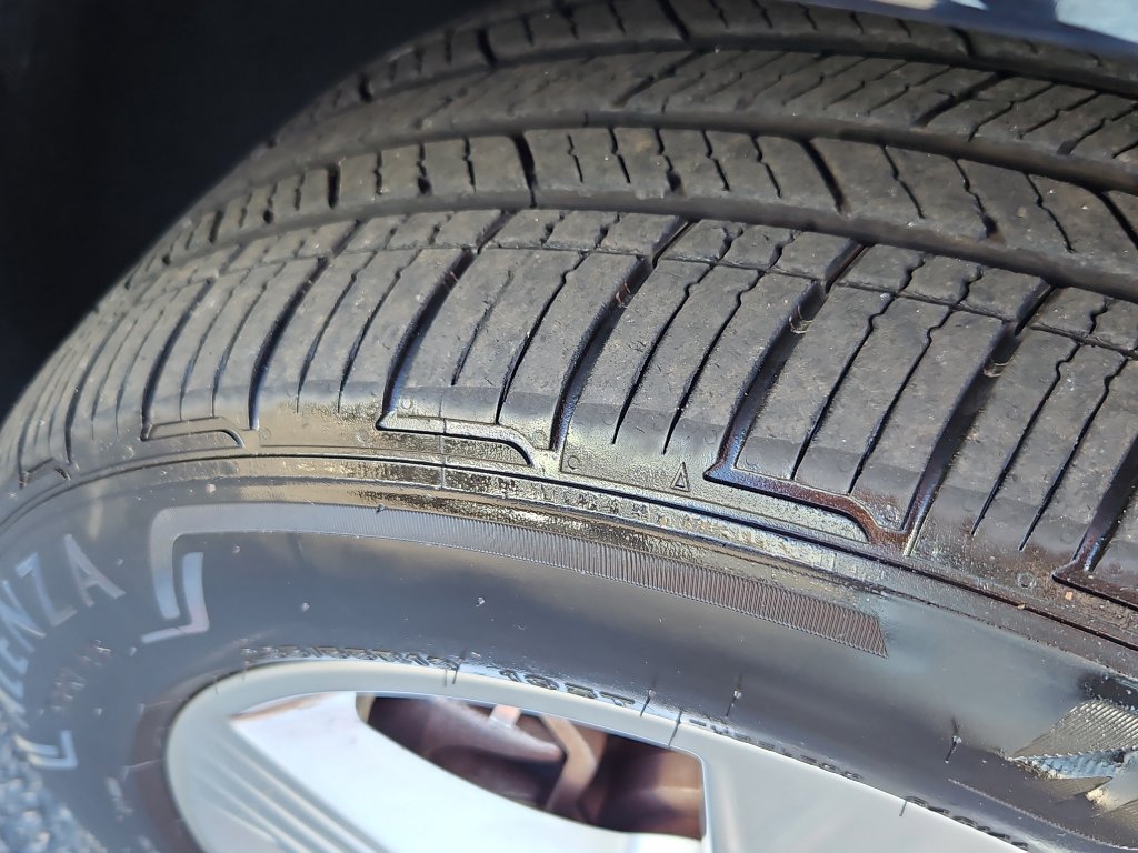 Used 2022 Audi Q4 e-tron Prestige image 35