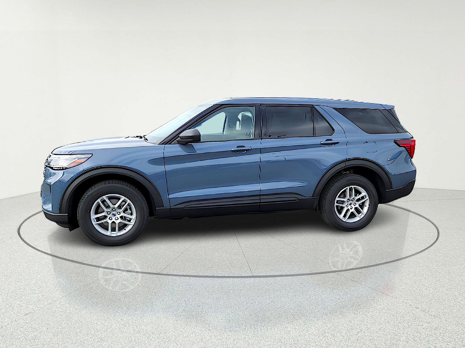 New 2026 Ford Explorer Active image 4