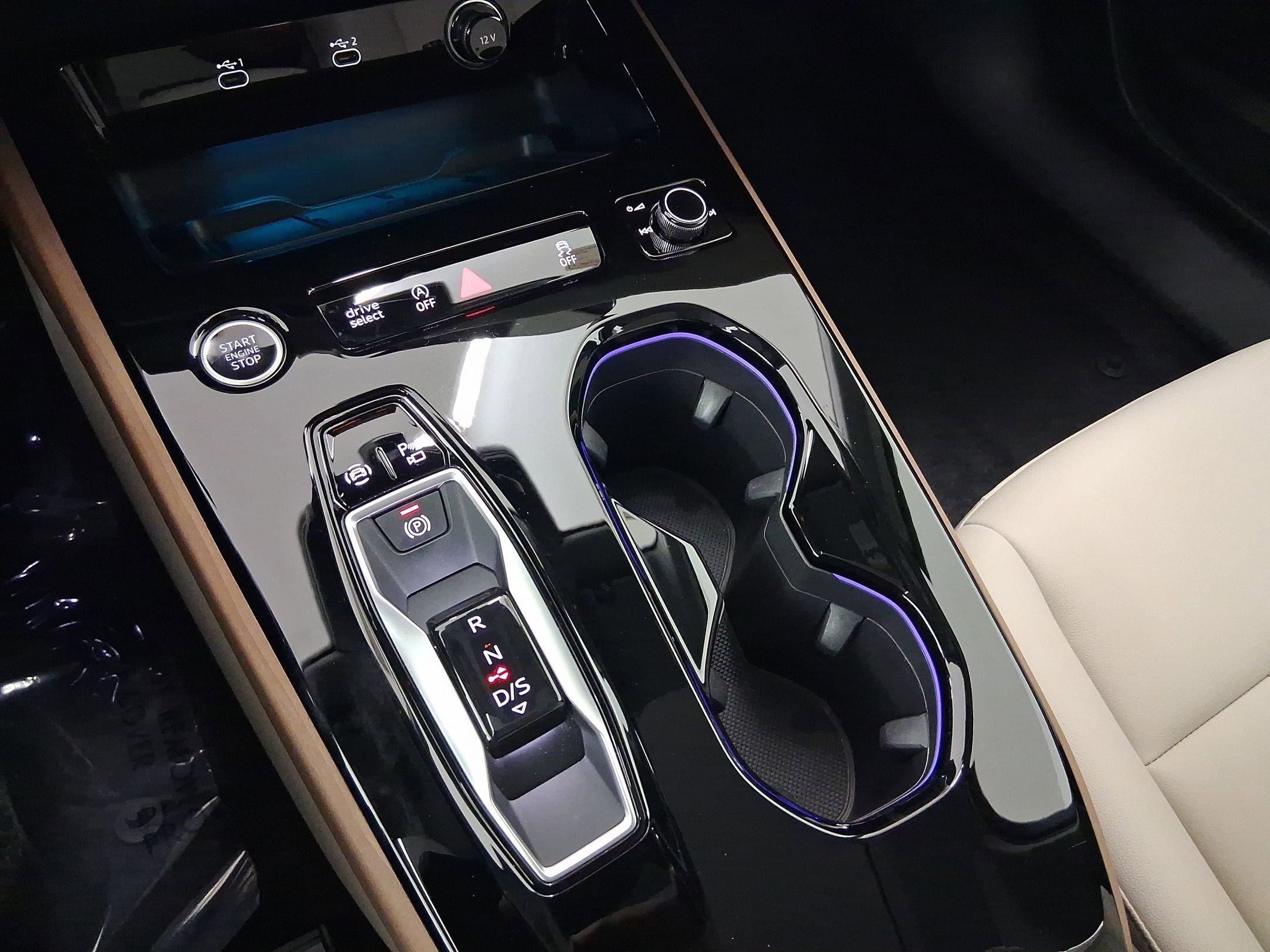 Certified 2025 Audi A5 2.0T Premium w/ Convenience Package image 16