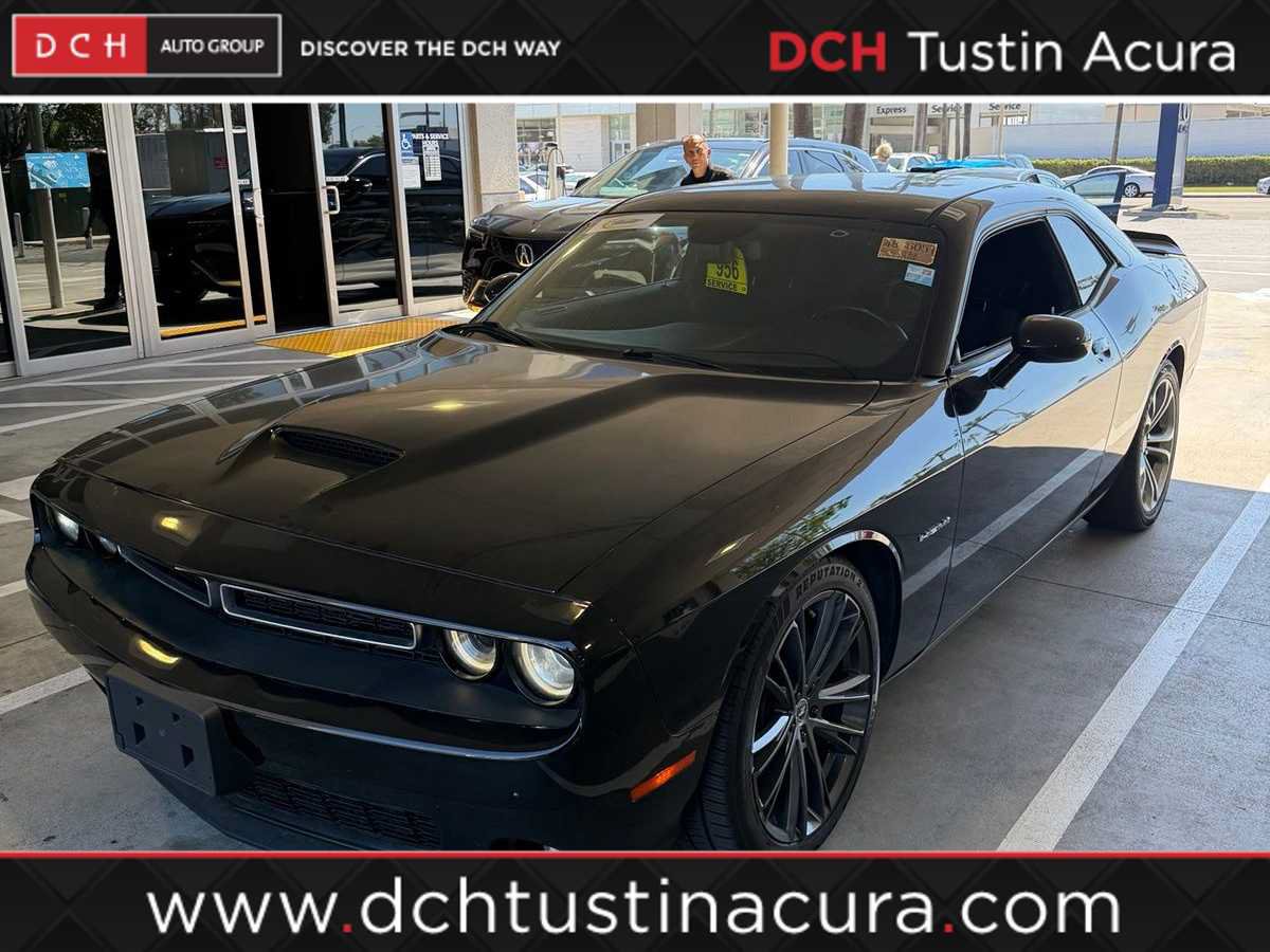 Used 2020 Dodge Challenger R/T RWD video 1