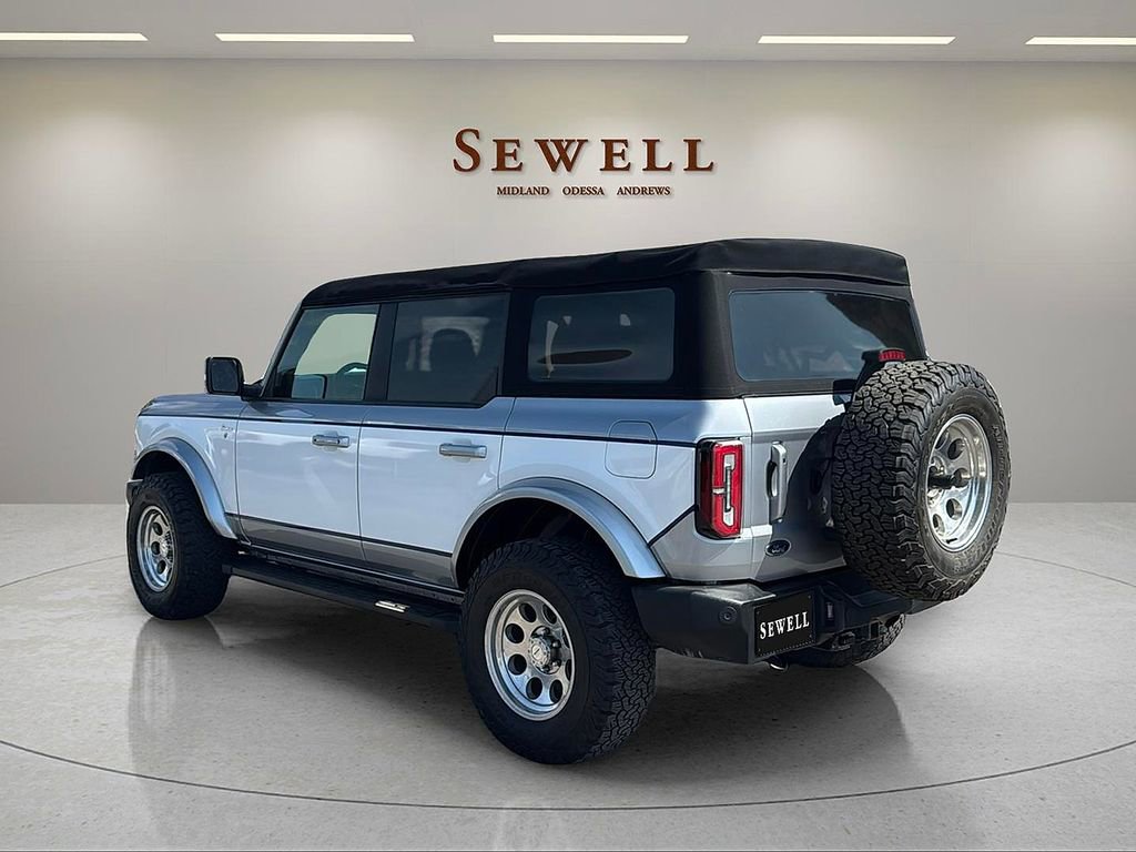 Used 2022 Ford Bronco Outer Banks image 3