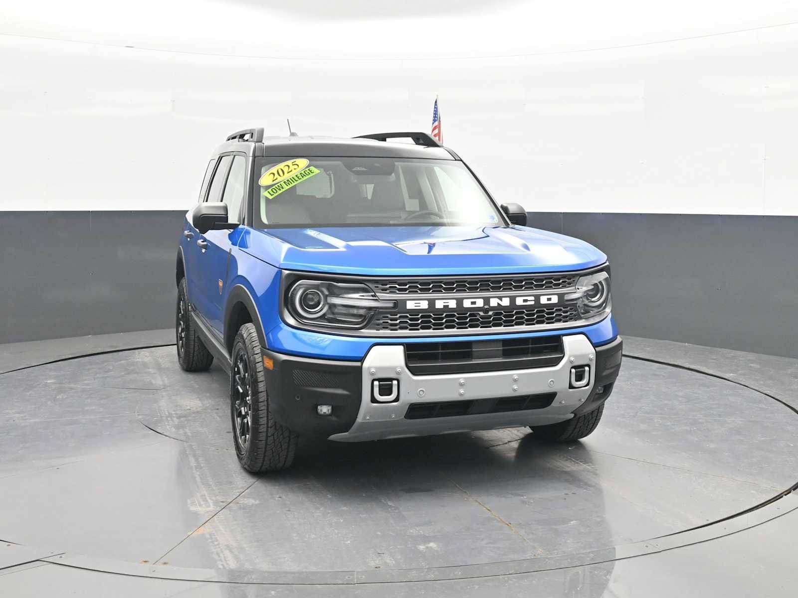 Certified 2025 Ford Bronco Sport Badlands AWD/4WD image 2