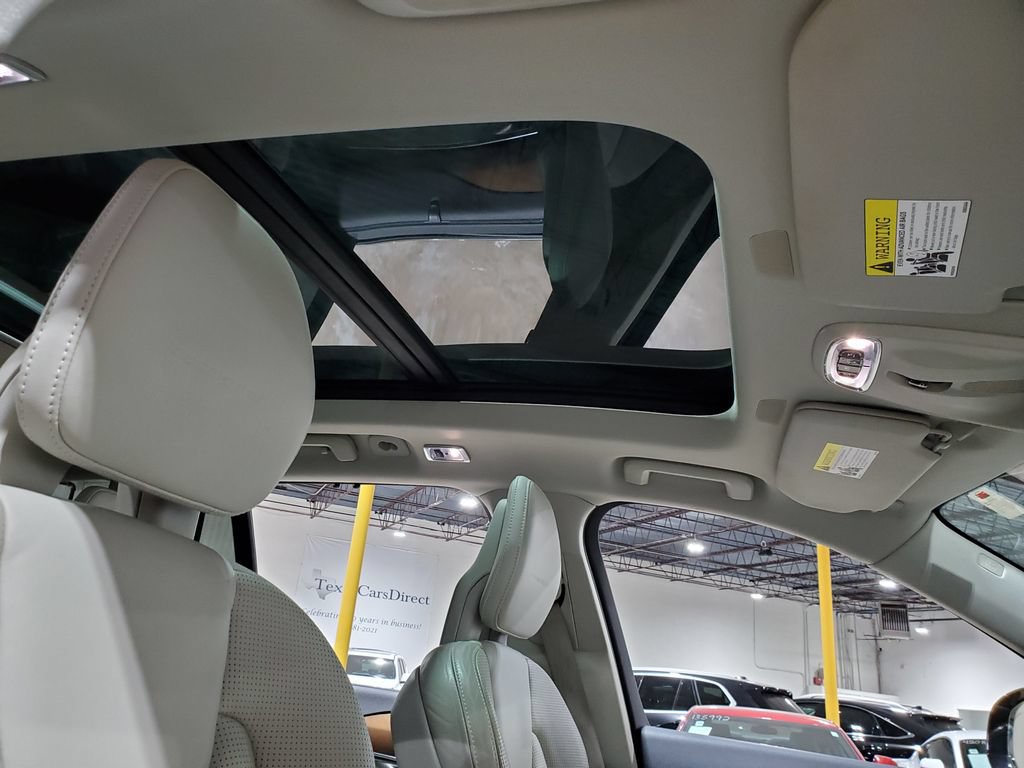 Used 2018 Volvo XC90 T6 Inscription w/ Convenience Package AWD/4WD image 15