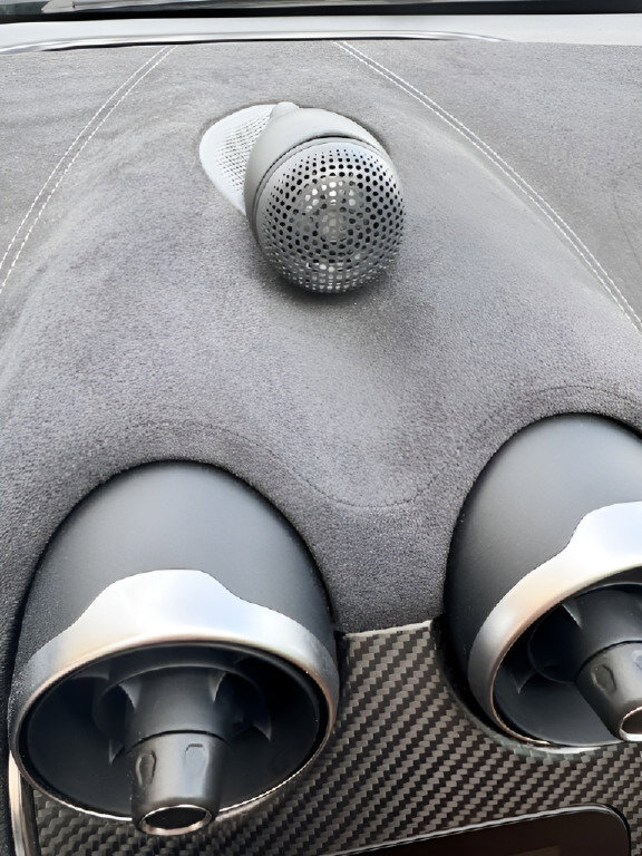 Used 2019 McLaren 570S Spider image 30