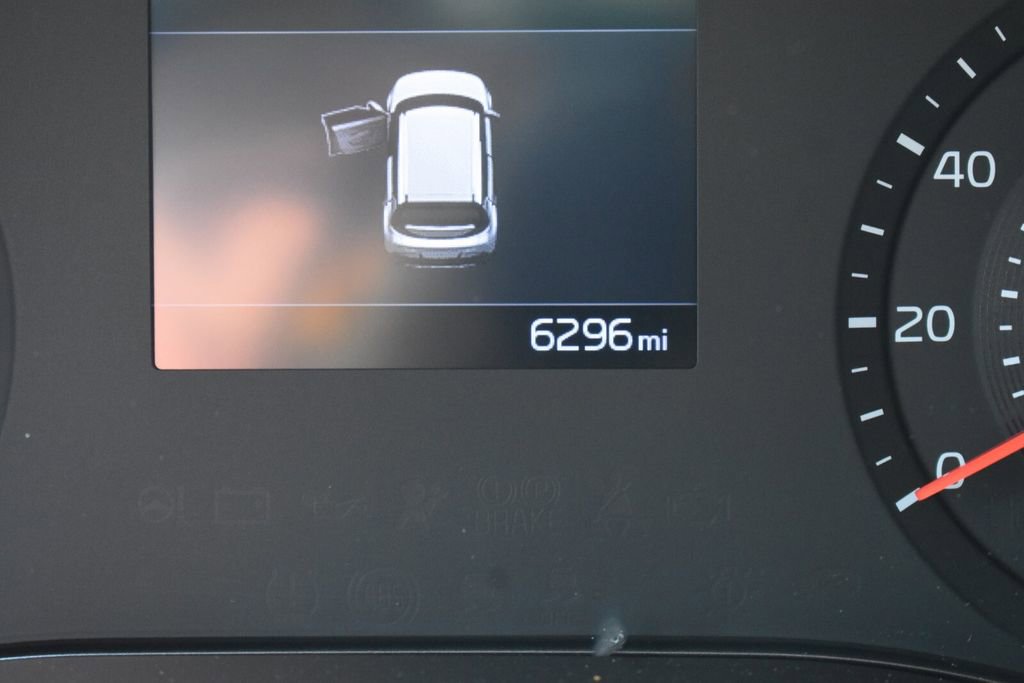Used 2021 Kia Soul LX FWD image 25