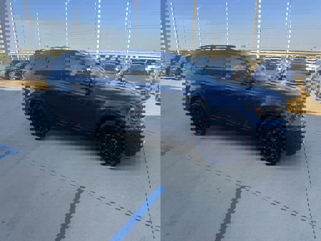 Used 2025 Kia Telluride EX X-Line image 12