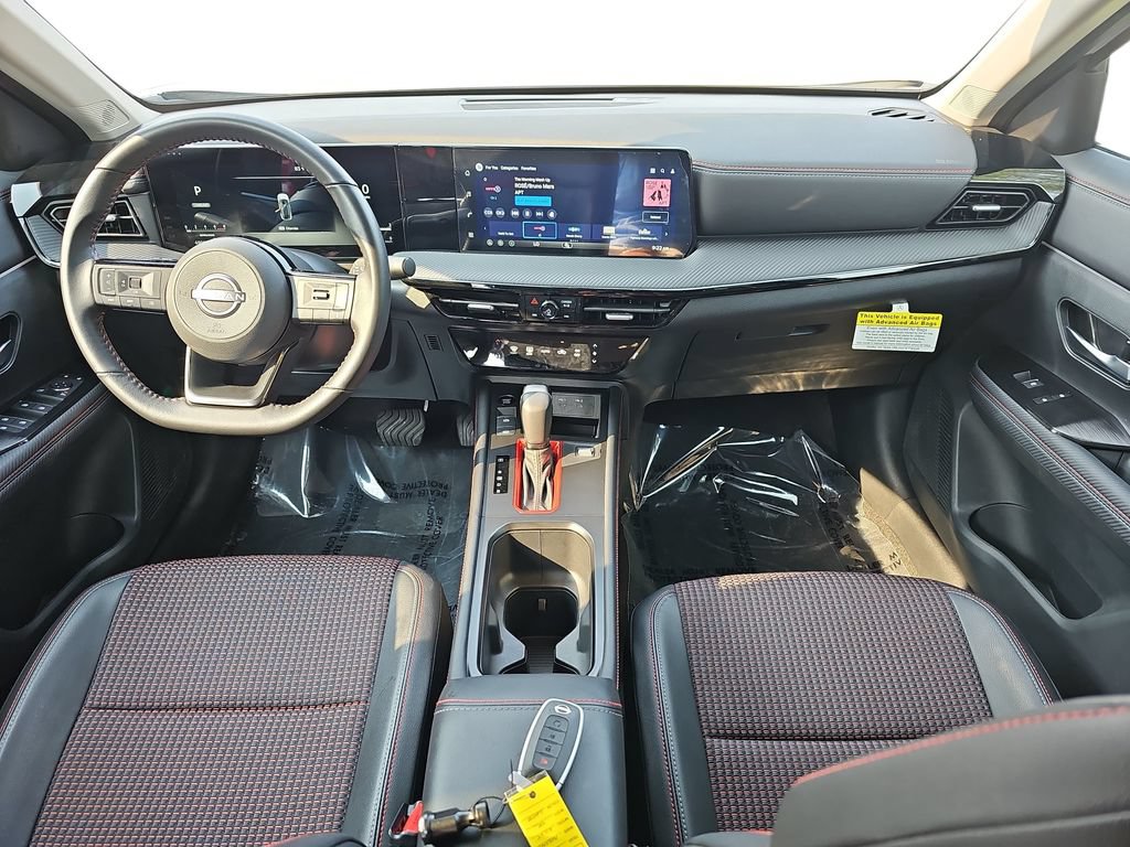 Used 2026 Nissan Kicks SR FWD image 13