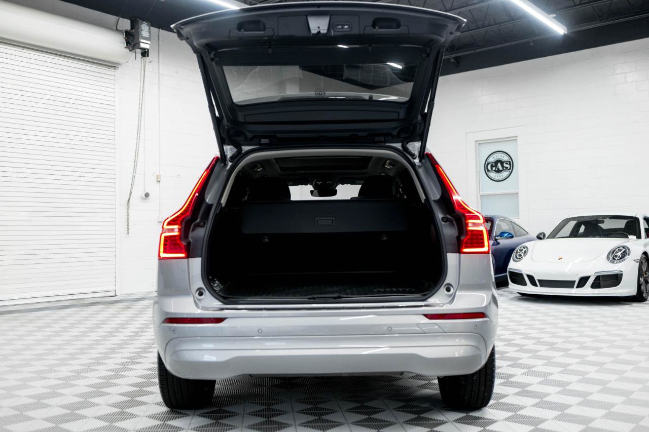 Used 2022 Volvo XC60 B5 Momentum w/ Climate Package FWD image 64