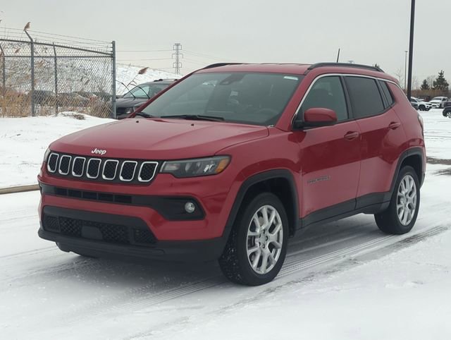 Used 2023 Jeep Compass Latitude AWD/4WD image 7