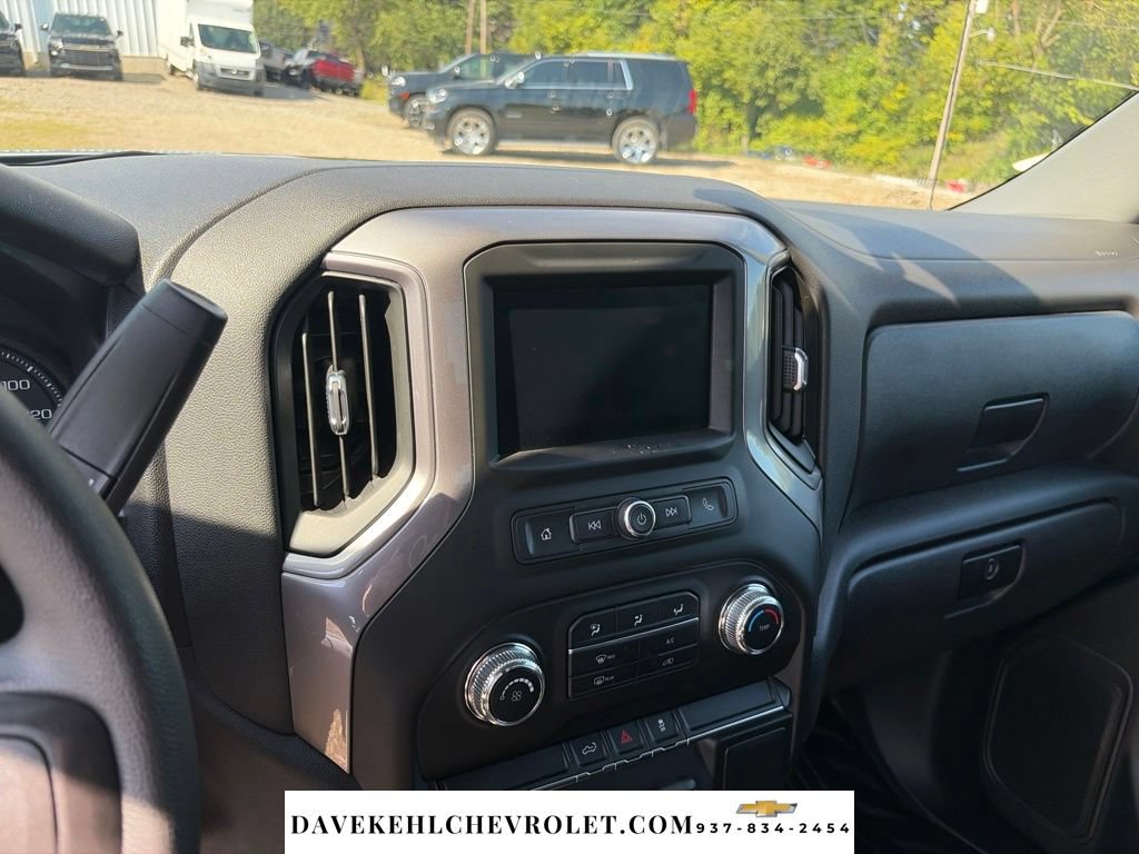 Used 2020 GMC Sierra 1500 4x4 Crew Cab w/ Sierra Value Package image 14
