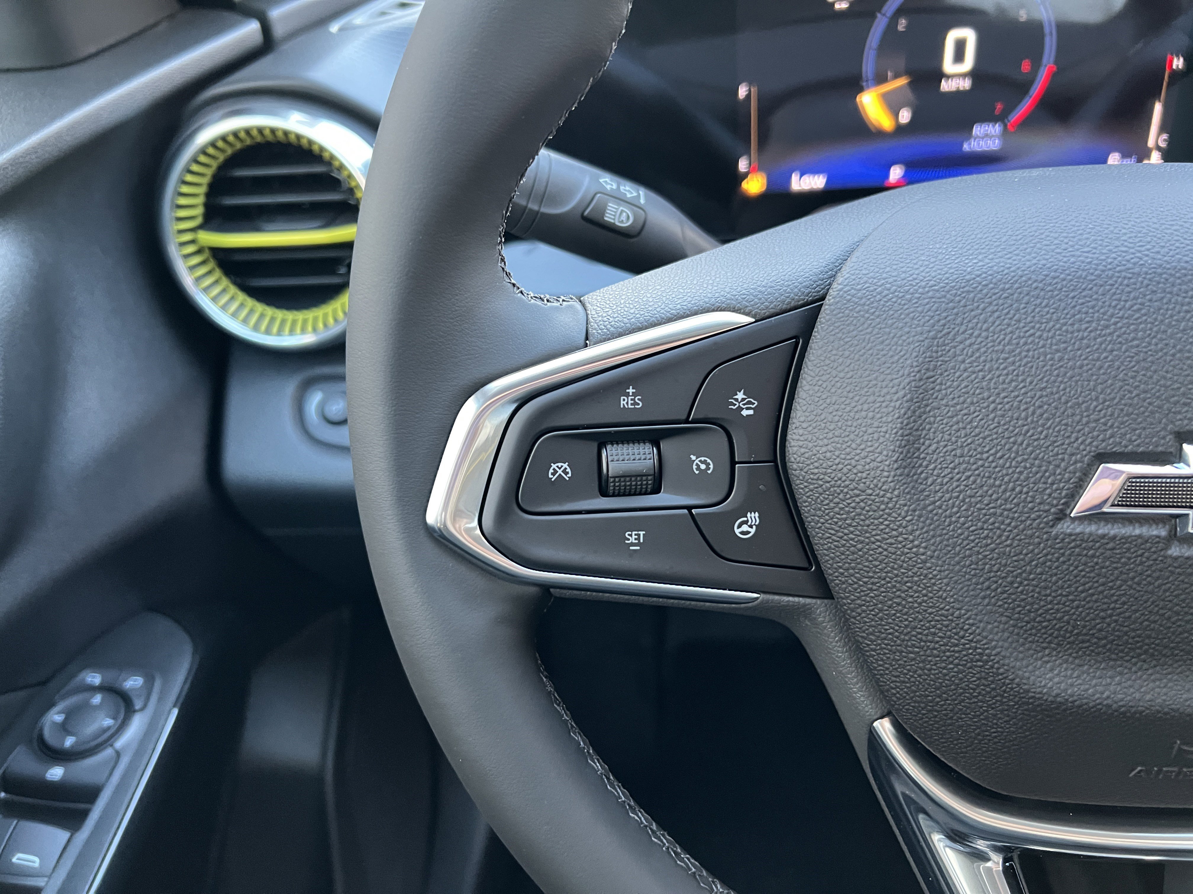 New 2026 Chevrolet Trax ACTIV w/ Driver Confidence Package image 27