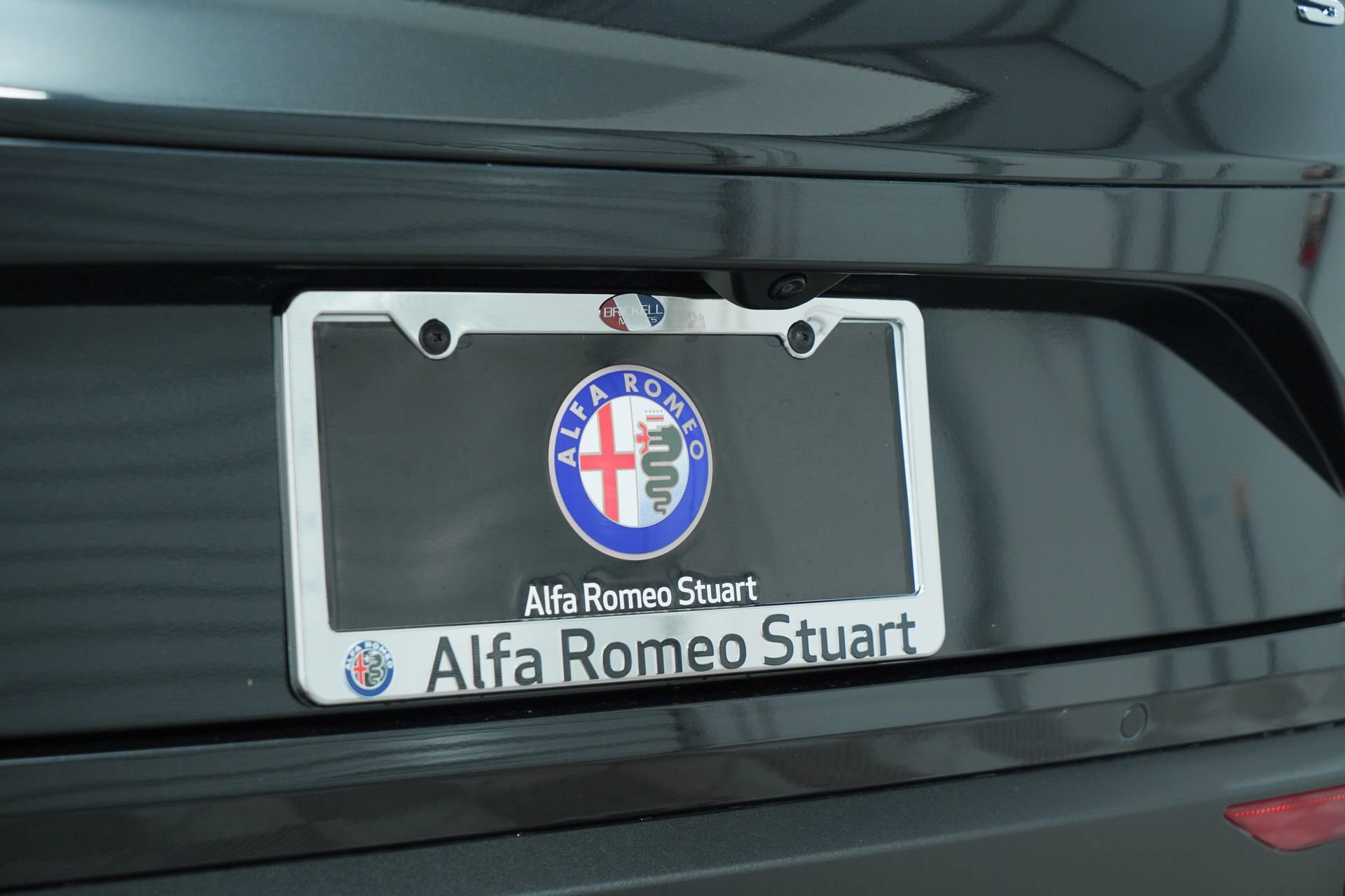 New 2025 Alfa Romeo Stelvio Sprint image 15