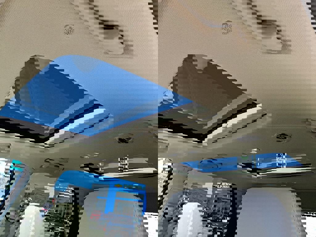 Certified 2023 Buick Enclave Premium w/ Experience Buick Package image 17