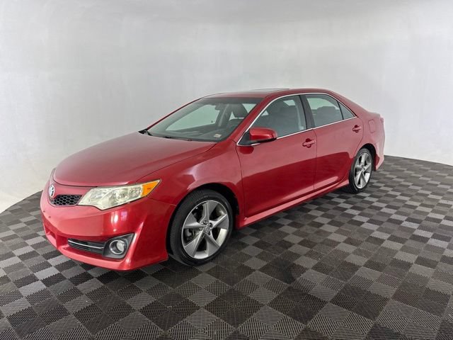 Used 2012 Toyota Camry SE FWD image 3