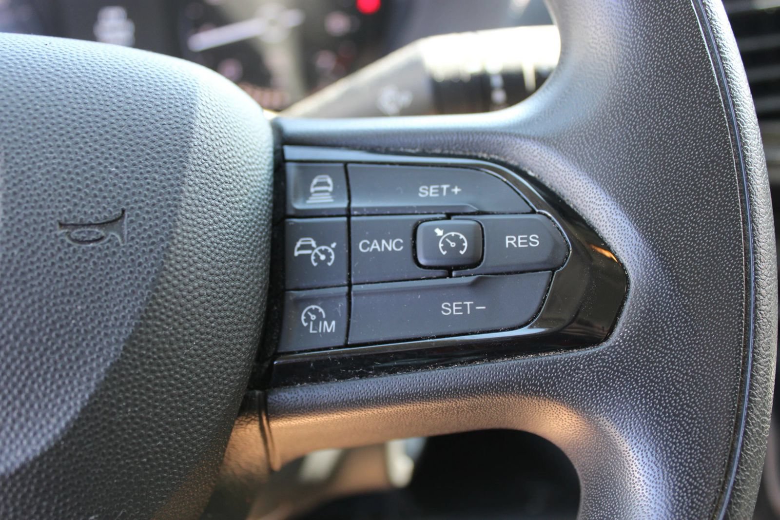 Used 2024 RAM ProMaster 2500 w/ Safety Group FWD image 25