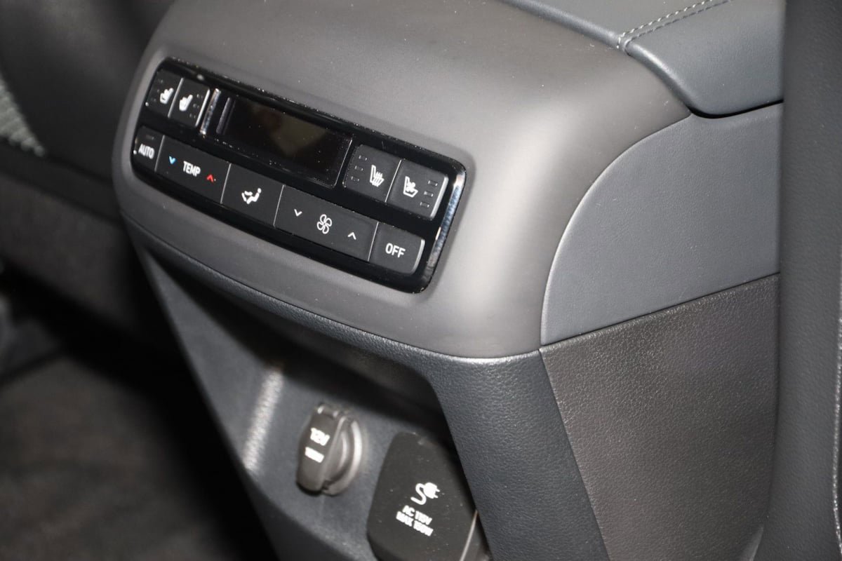 Used 2025 Hyundai Palisade SEL image 16