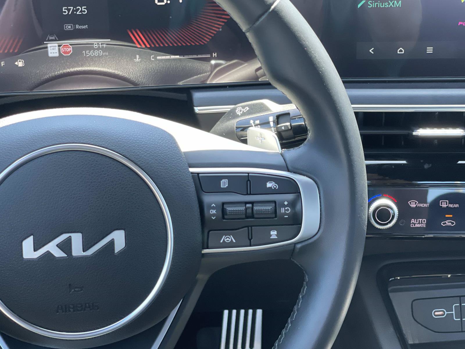 Used 2025 Kia K5 GT FWD image 11