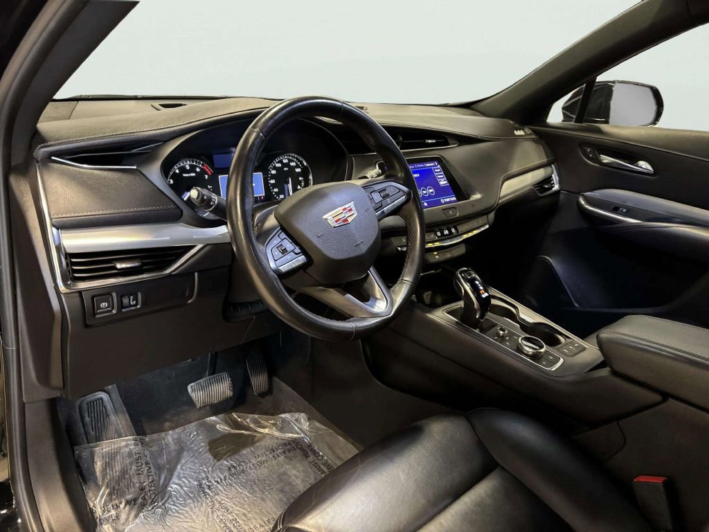 Used 2020 Cadillac XT4 Premium Luxury image 14