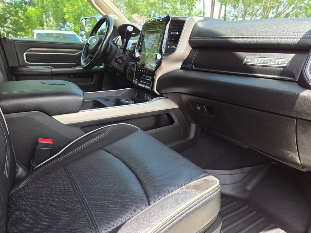 Used 2021 RAM 3500 Laramie AWD/4WD image 15
