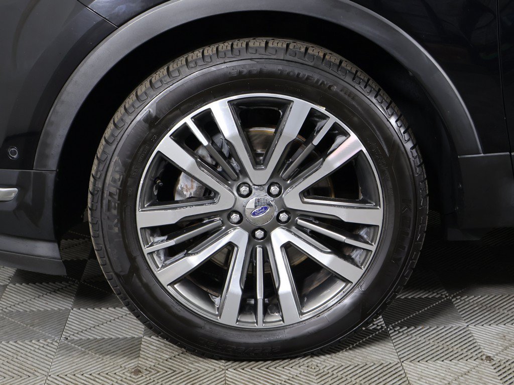 Used 2018 Ford Explorer Platinum AWD/4WD image 27