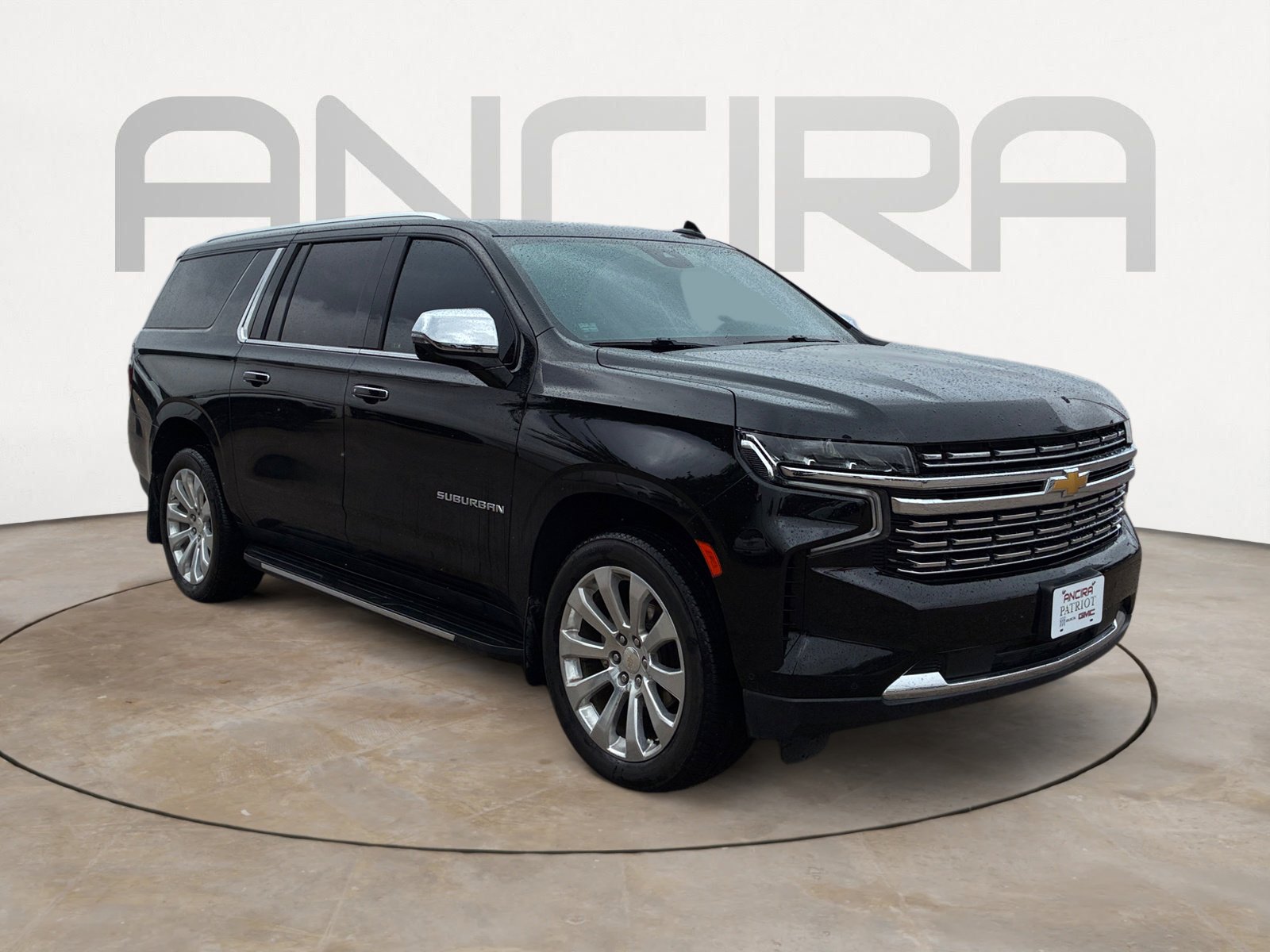 Used 2023 Chevrolet Suburban Premier w/ Advanced Technology Package AWD/4WD image 4