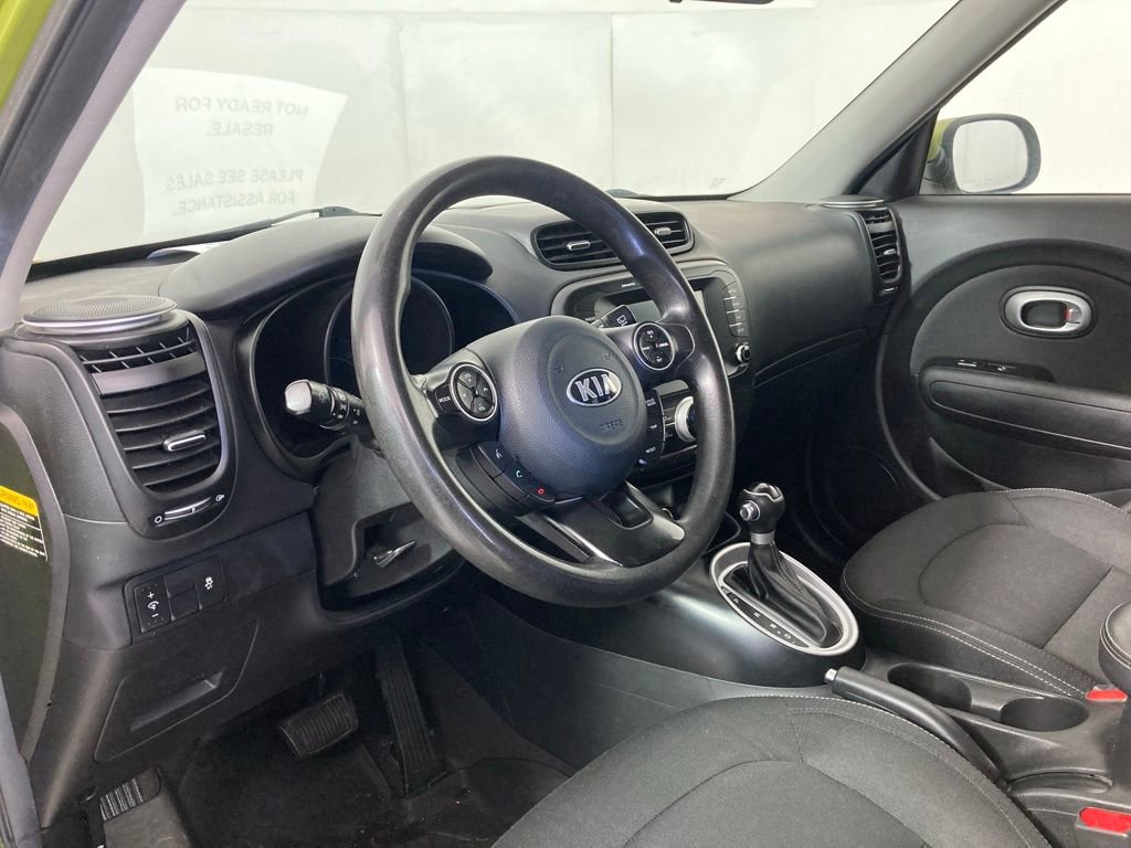 Used 2018 Kia Soul + FWD image 13