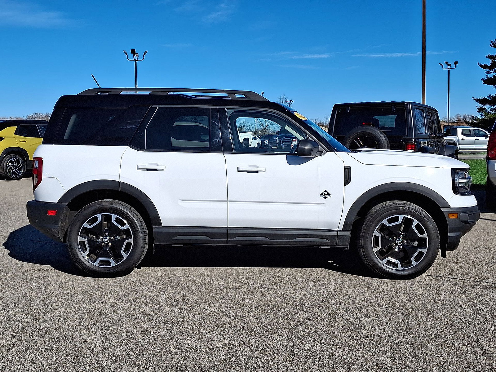 Used 2022 Ford Bronco Sport Outer Banks image 26