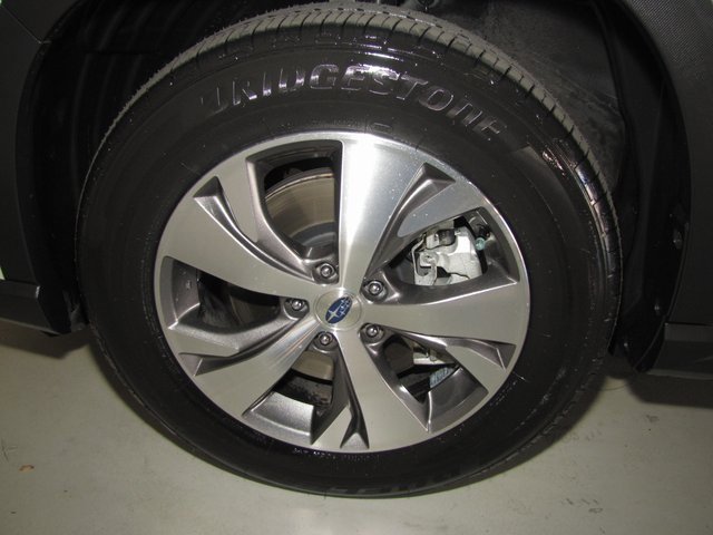 Used 2019 Subaru Ascent Premium image 26