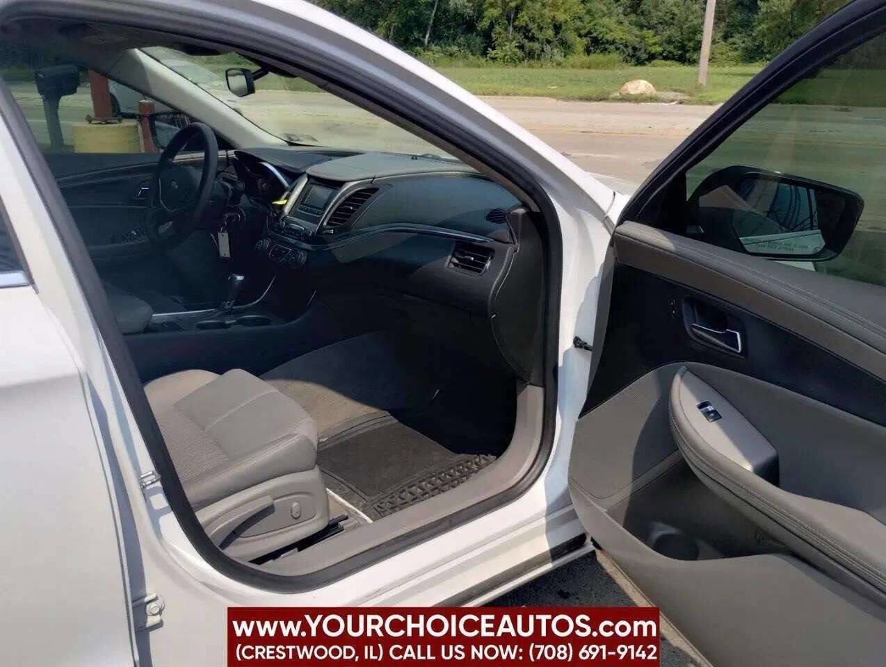 Used 2017 Chevrolet Impala LS image 33