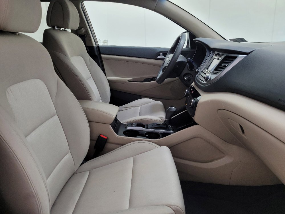 Used 2017 Hyundai Tucson SE AWD/4WD image 21