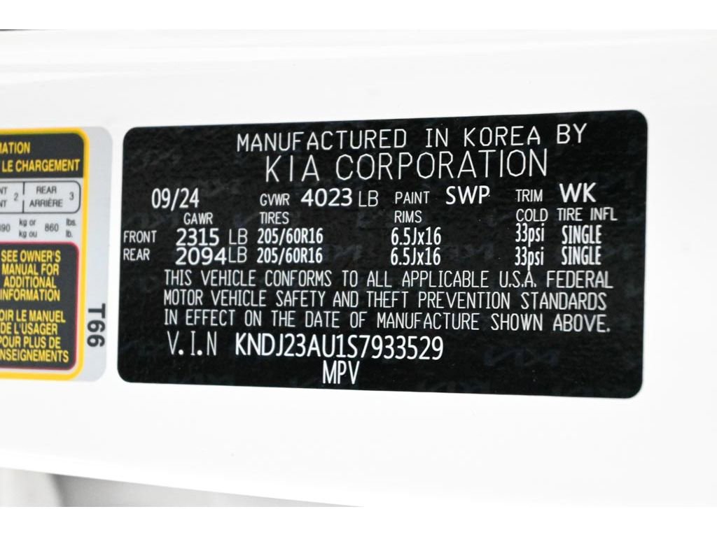 Used 2025 Kia Soul LX image 41