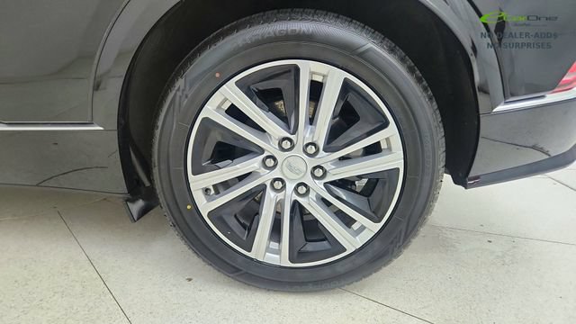 Used 2024 Cadillac Lyriq Tech RWD image 59