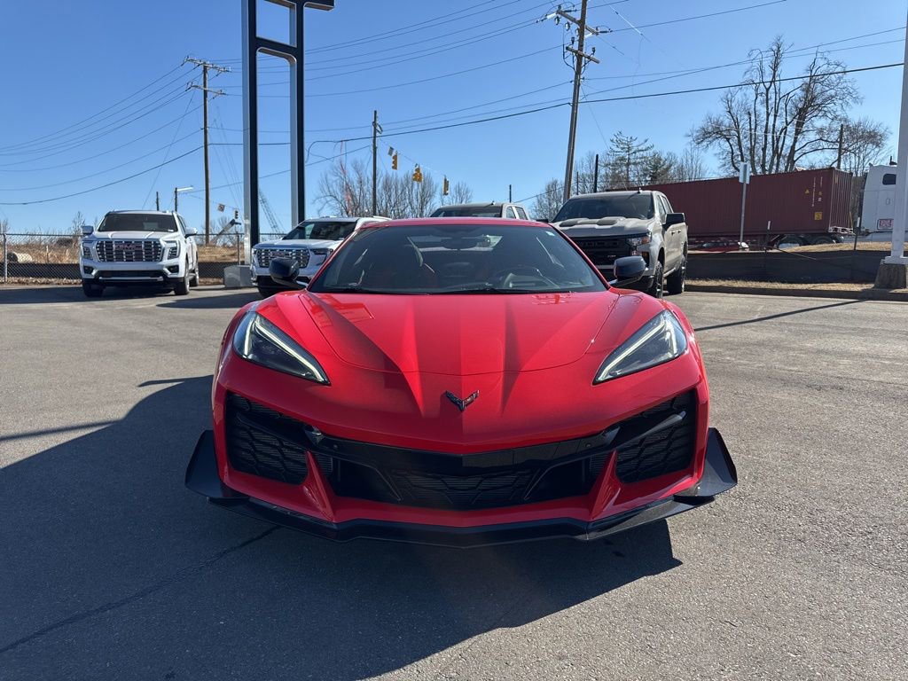 Used 2023 Chevrolet Corvette Z06 w/ Z07 Performance Package image 8