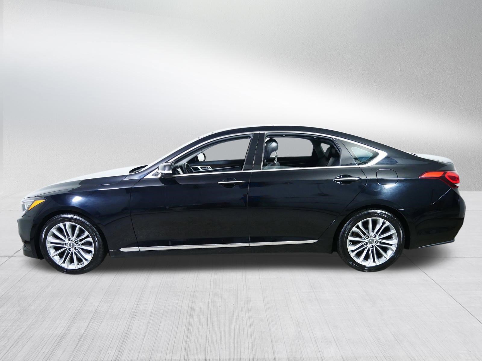 Used 2017 Genesis G80 3.8 w/ Option Group 02 image 4