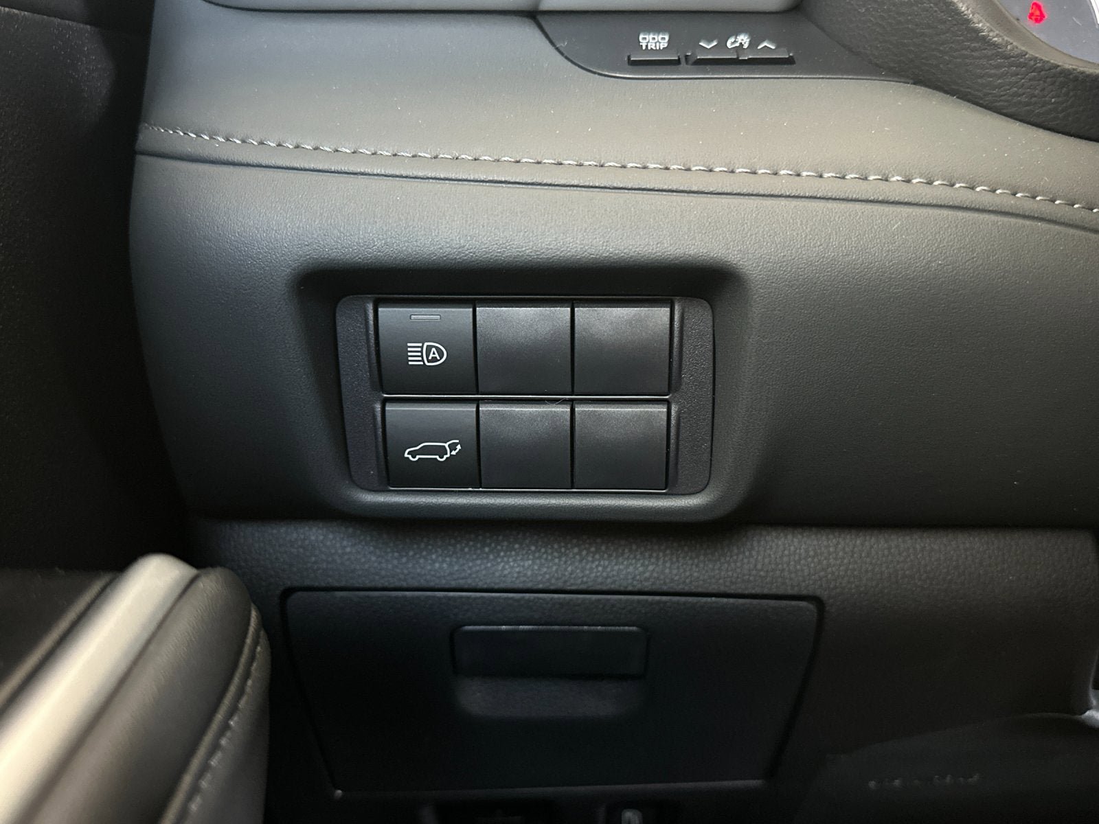 New 2026 Toyota Highlander XLE image 28