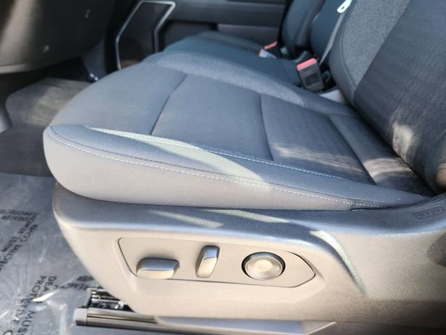 Certified 2025 Chevrolet Silverado 1500 LT AWD/4WD image 25