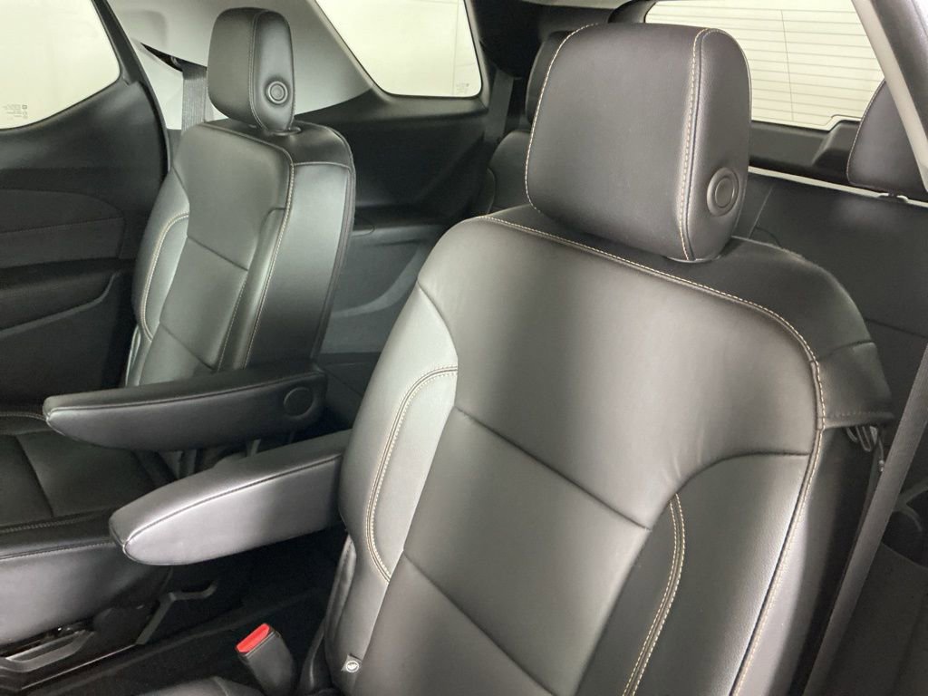 Used 2018 Chevrolet Traverse LT image 14