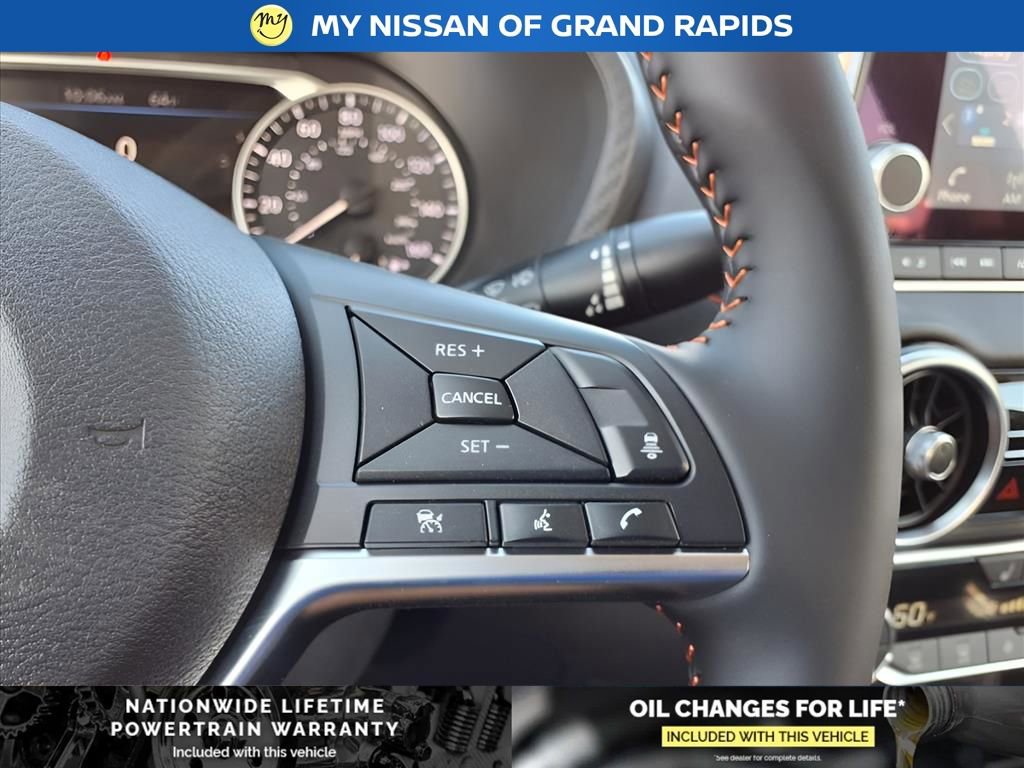 New 2025 Nissan Sentra SR w/ Midnight Edition image 25