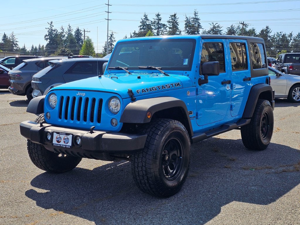 Used 2017 Jeep Wrangler Unlimited Rubicon w/ Connectivity Group AWD/4WD image 4